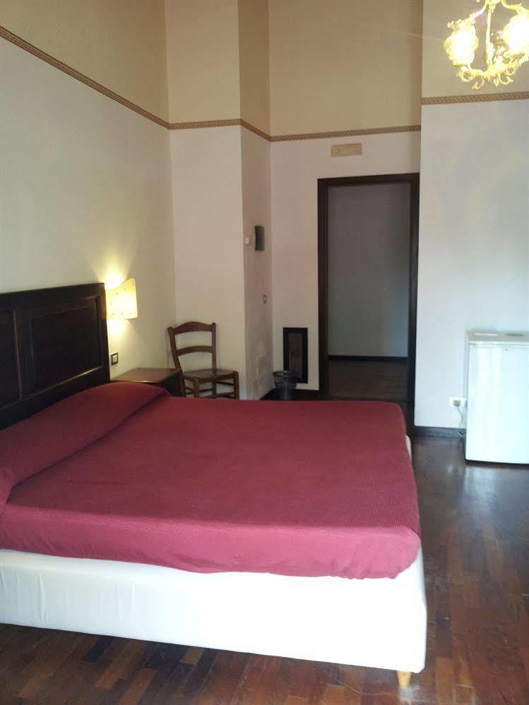 Central Rooms Il Re 卡塔尼亚 外观 照片